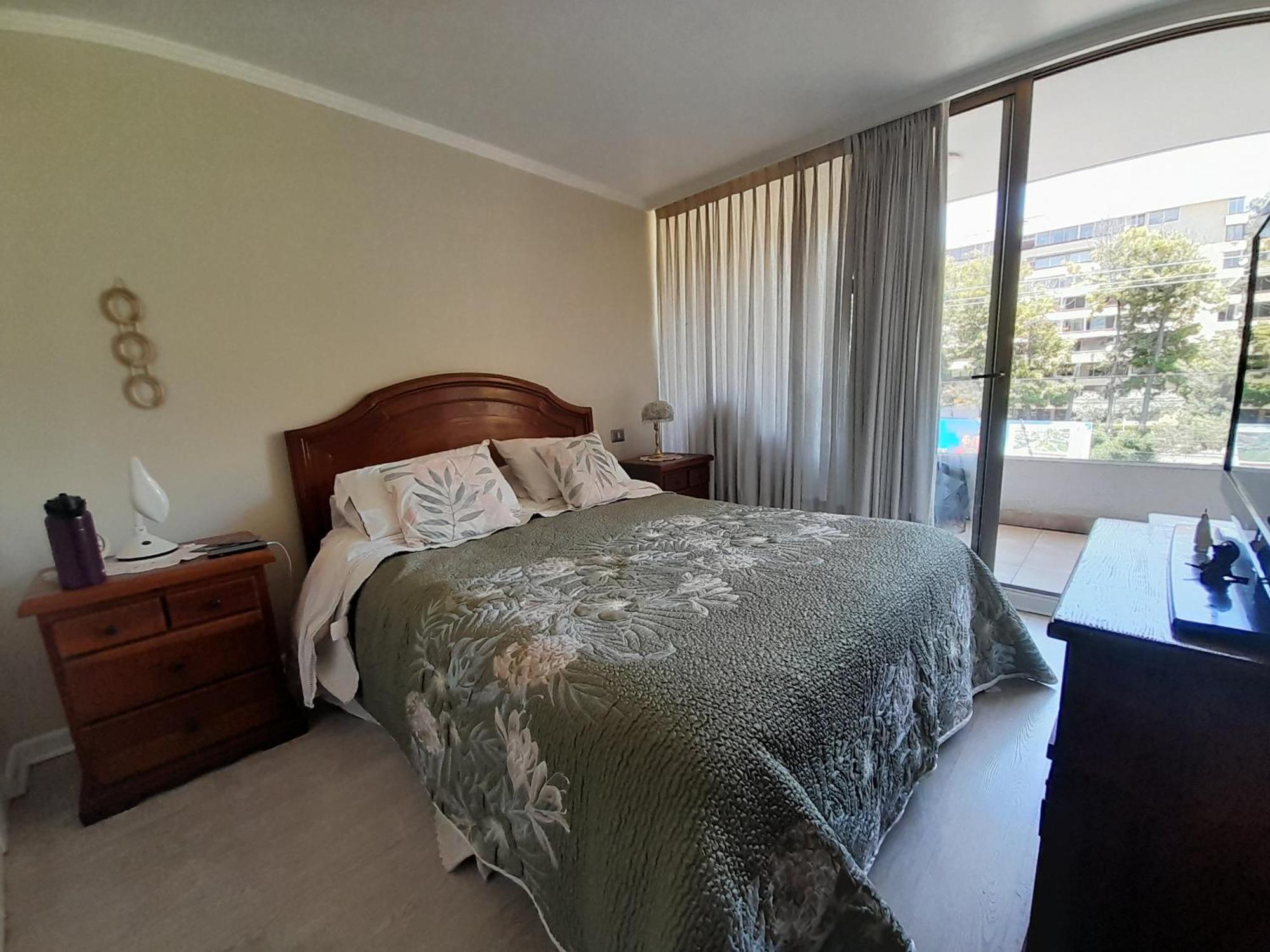 Apartamento En Pleno Centro De Renaca Vina del Mar
